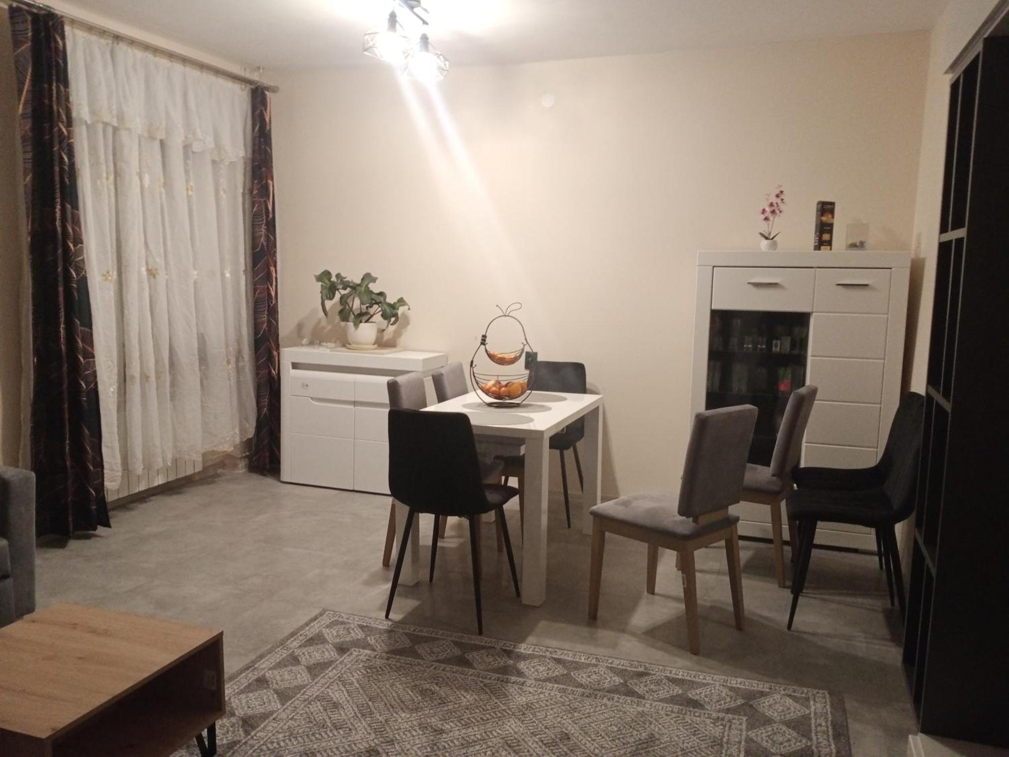 Uroczy Apartament Krakow Bagian luar foto
